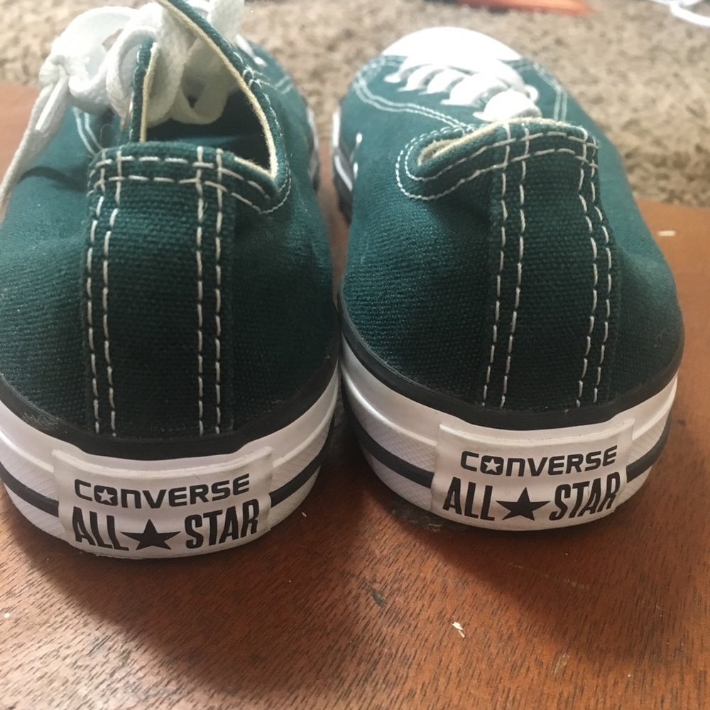 KIDS CONVERSE TENNIS SHOES